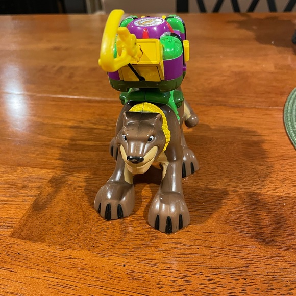 Vintage 1999 Rescue Hero Animal, Claude the Mountain Lion with accessori… - Picture 1 of 4